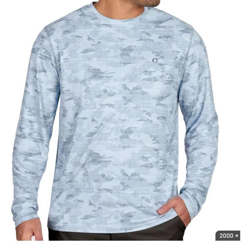 The American Outdoorsman Mens XXLarge Water Camo Long Sleeve UPF 50+ Sun Tee